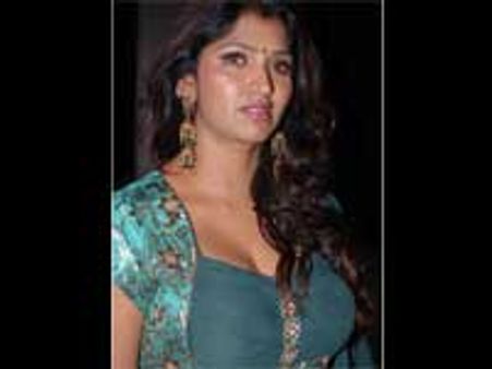 புவனேஸ்வரி எங்க கட்சி!- சேதுராமன் விளக்கம்