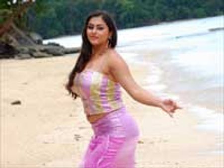 'நமீதா'...ஸ்னேகனுக்கு இப்படியொரு ஆசை!