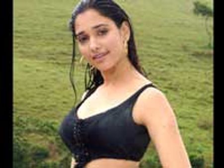 கமலுடன் தமன்னா?-தயாரிப்பு உதயநிதி??