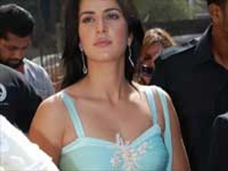 காத்ரீனாவுக்கு ஆபரேஷன் -குணமடைந்து டிஸ்சார்ஜ்