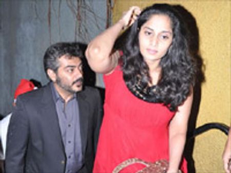 தலைமை மன்றம் கண்டிப்பு: குழப்பத்தில் மதுரை அஜீத் ரசிகர்கள்!