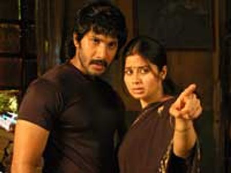 வில்லன் ஆகும் ஹீரோ!