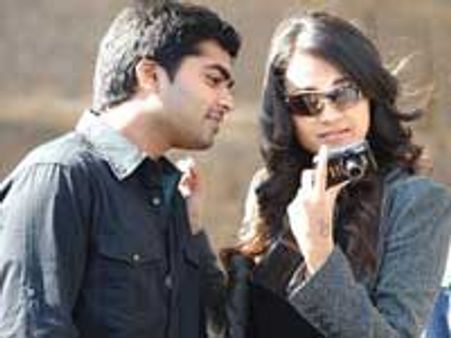 விண்ணை தாண்டி வருவாயா குழுவின் 'காமெடி!'