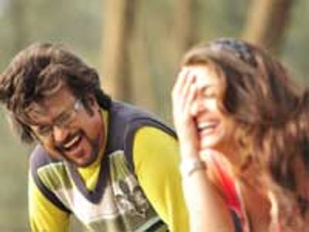 எந்திரன் பாட்டு லீக்?!