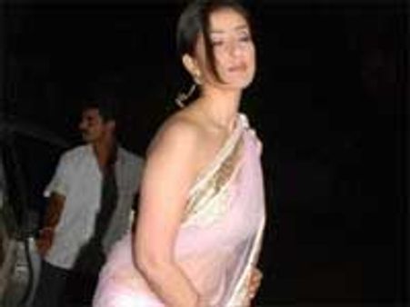 தனுஷ் மாமியார் மனீஷா கொய்ராலா!