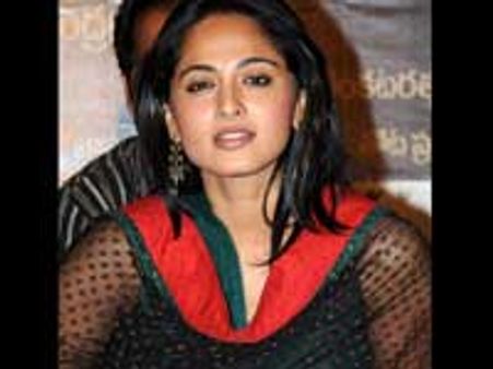 வெற்றியாவது தோல்வியாவது... நடிச்சதுக்கு காசு கொடுத்தா சரி! - அனுஷ்கா அதிரடி