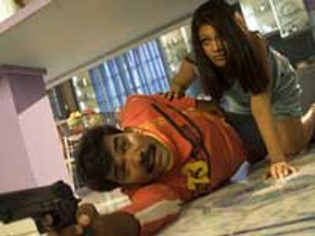 தகராறு..கனல் கண்ணனை தாக்க முயன்ற மக்கள்!