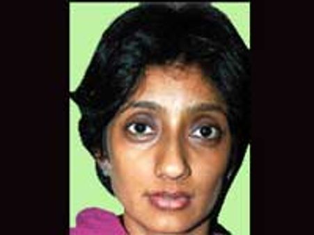 கனகாவிடம் ரூ.50 லட்சம் நஷ்டஈடு கோரும் 'ஆவி' அமுதா