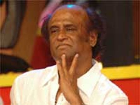 கருணாநிதிக்கு மீண்டும் பாராட்டு விழா: ரஜினி-கமலுக்கு வாழ்த்தும் பொறுப்பு!