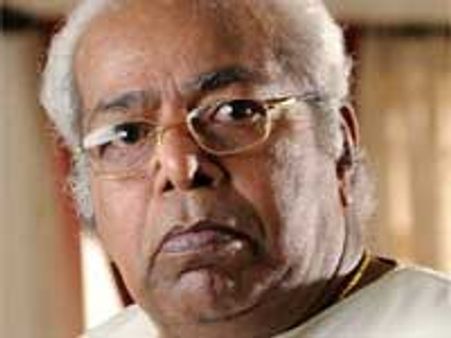 மம்முட்டி - மோகன்லாலை விமர்சித்ததால் திலகனுக்கு கொலை மிரட்டல்!