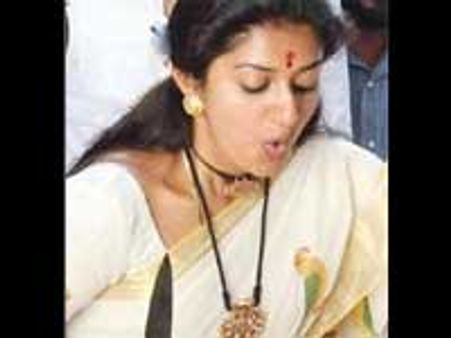 பிறந்த நாளை மாண்டலின் ராஜேஷுடன் கொண்டாடிய மீரா ஜாஸ்மின்!