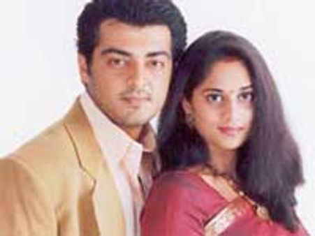 முதல்வர் கருணாநிதியைச் சந்தித்தார் அஜீத்!