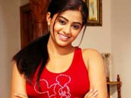 சூர்யாவுடன் பிரியாமணி!