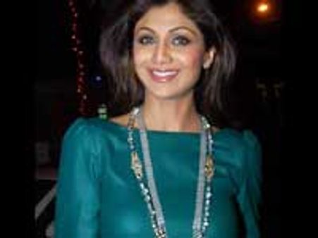 ட்விட்டர் 'கேங்'கில் இனி ஷில்பாவும்!