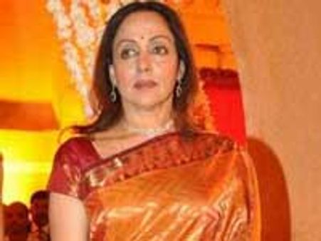 பாஜக எம்.பி. நடிகை ஹேமமாலினி வீட்டில் ரூ. 80 லட்சம் மதிப்புள்ள பொருட்கள் கொள்ளை