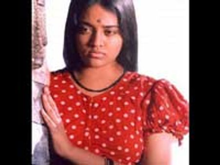 தொடர்ந்து இடம் மாறும் ரஞ்சிதா!