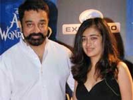 டிஸ்னி பிரிமியர் ஷோவில் கமல்-அக்ஷரா