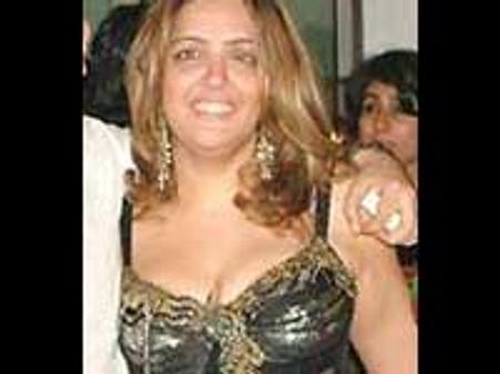 வீட்டை விட்டு ஓடிய ஹ்ரித்திக் ரோஷன் சகோதரி