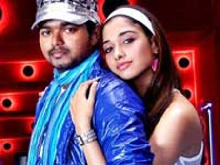 விஜய்யின் 50வது படமான சுறா படப்பிடிப்பு இறுதிக் கட்டத்தை எட்டிவிட்டது.