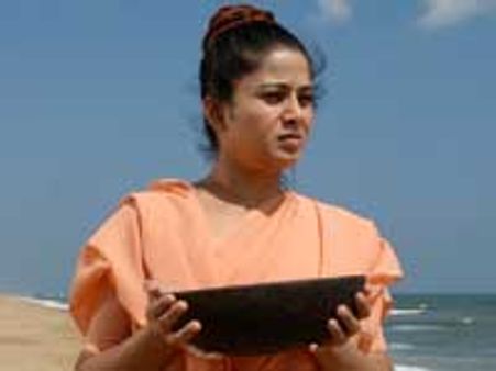 மர்மத் தொடரில் திகிலூட்ட வரும் சங்கீதா!