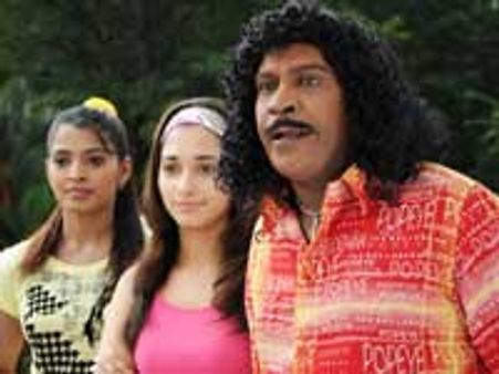 25 வடிவேலு..10 ஹீரோயின்-உலக சாதனைக்காக ஒரு படம்