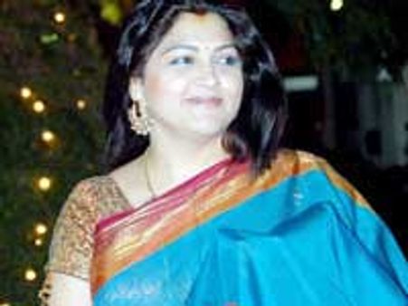 எனது மனதுக்குப் பட்டதை இனி சுதந்திரமாகப் பேச முடியும்- குஷ்பு