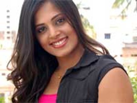 ஹாலிவுட் படங்களில் பிஸியாகிவிட்ட சிந்து மேனன்!