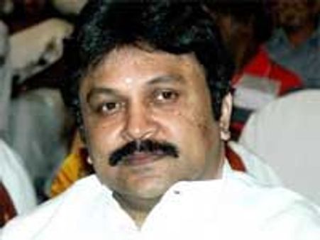 சிரஞ்சீவி மகனுக்காக அப்பாவாக நடிக்கும் பிரபு