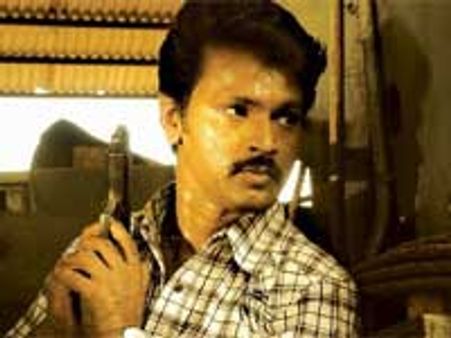 அழுகைக்கு டாடா... இனி ஆக்ஷன்தான்! - சேரனின் புது அவதாரம்