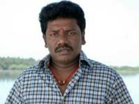 'டுபாக்கூர்' என்று ஒதுக்கிய நடிகைகள்! - கருணாஸ்ஆவேசம்