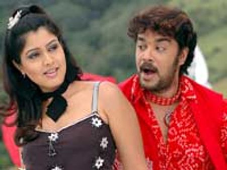 பக்கா மசாலா படமான வாடா நாளை ரிலீஸ்