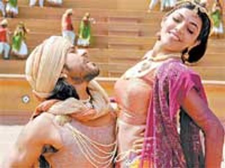 மன்னாதி மன்னன்!!