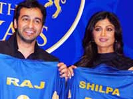 அந்நிய செலாவணி மோசடி: அமலாக்கப் பிரிவின் கிடுக்கிப் பிடியில் ஷில்பா!