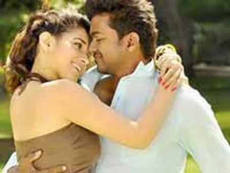 600 தியேட்டர்களில் சுறா ரிலீஸ்!!