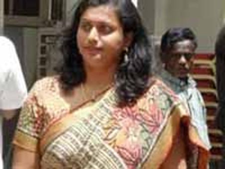 விஜய்க்கு 'மாமியாரானார்' ரோஜா!