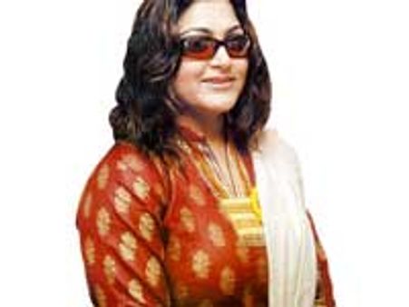 எந்த கட்சியில் சேருவது: முடிவு செய்யவில்லை-குஷ்பு