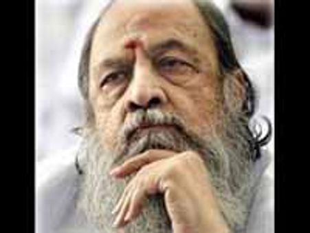 வாலி 'அரசவைக் கவிஞர்': வைரமுத்துவுக்கு எம்எல்சி?