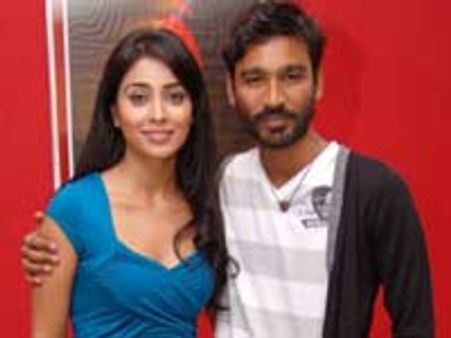 பாரதிராஜா படத்தில் தனுஷ்?