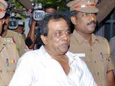 சிறையில் கைதிகளிடம் கதறி அழுதார் சிங்கமுத்து!