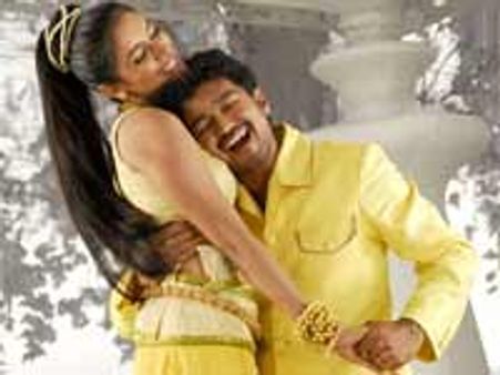 விஜய் அரசியலில் குதிப்பது தவிர்க்க முடியாதது!-எஸ்ஏ.சந்திரசேகர்