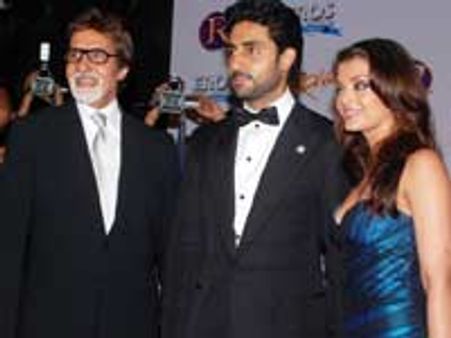 ஐஸ்வர்யா பெயரில் கல்லூரி-ஏமாற்றியதாக அமிதாப் மீது புகார்