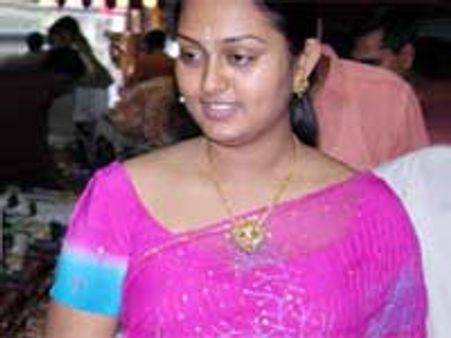 கணவருடன் வாழ விரும்புகிறேன்! - விந்தியா கண்ணீர்