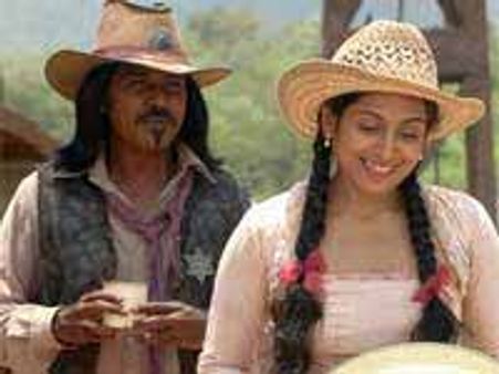 இரும்பு கோட்டை .. இயக்குநர் மகேந்திரன் பாராட்டு