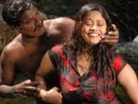 நடிகை இந்திரா வழக்கு: கணவர்-மாமியாருக்கு முன் ஜாமீன்