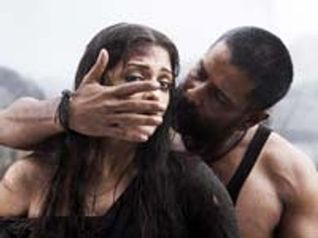 திரைக்கு வந்த மறுநாளே இன்டர்நெட்டில் ரிலீஸான ராவணன்