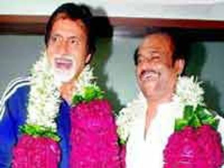 சிறந்த தந்தையராக அமிதாப் - ரஜினி தேர்வு!