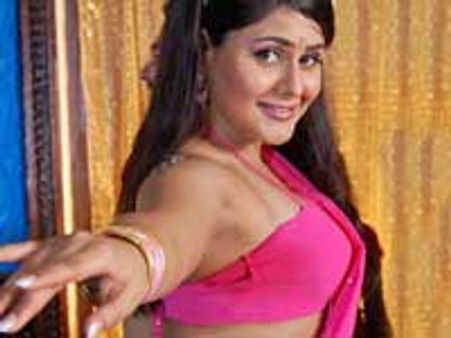 நடிகை பர்ஸானா ரகசிய திருமணம்!