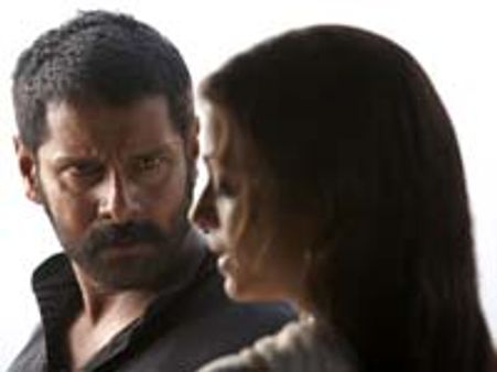 புதுச்சேரி கேபிளில் ராவணன் ..ஒருவர் கைது!