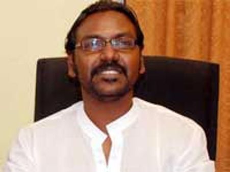 கருணாநிதி ஆரோக்க்கியத்துடன் வாழ ராகவேந்திர சாமியை வேண்டுகிறேன்-லாரன்ஸ்