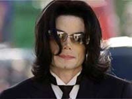 டாக்டர் மீது ஜாக்சன் தந்தை வழக்கு